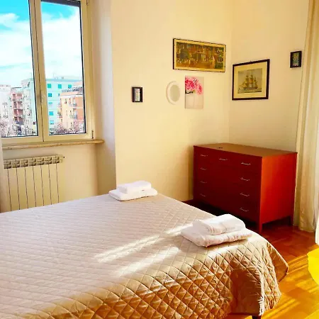Apartment Cozy Casetta - Bright And Near Metro C Rome